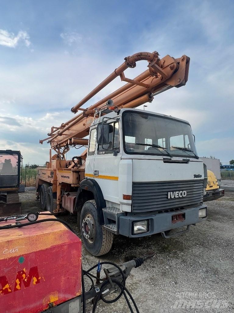 Iveco 330-36 H 自卸式货车
