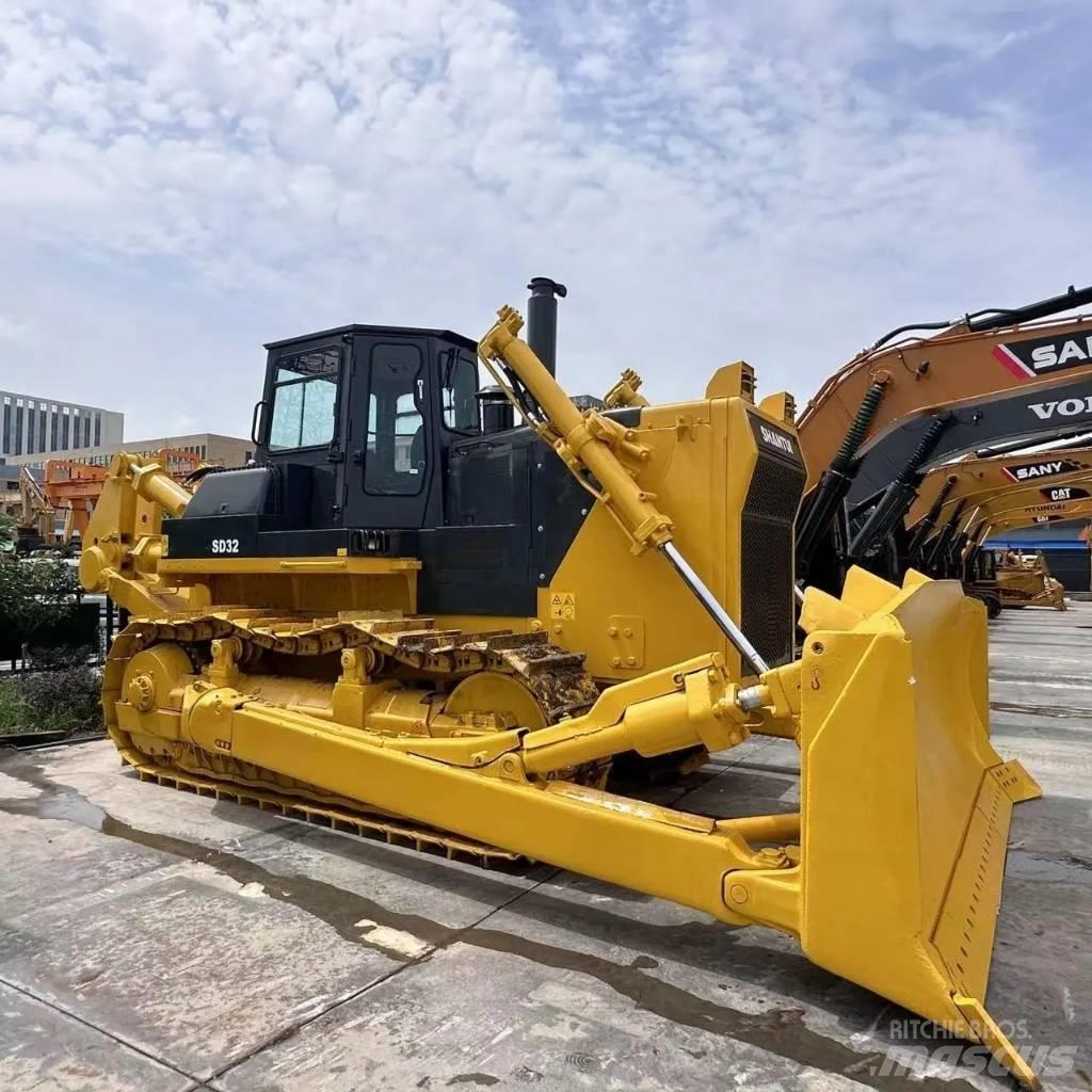 Shantui SD 32 履带式推土机