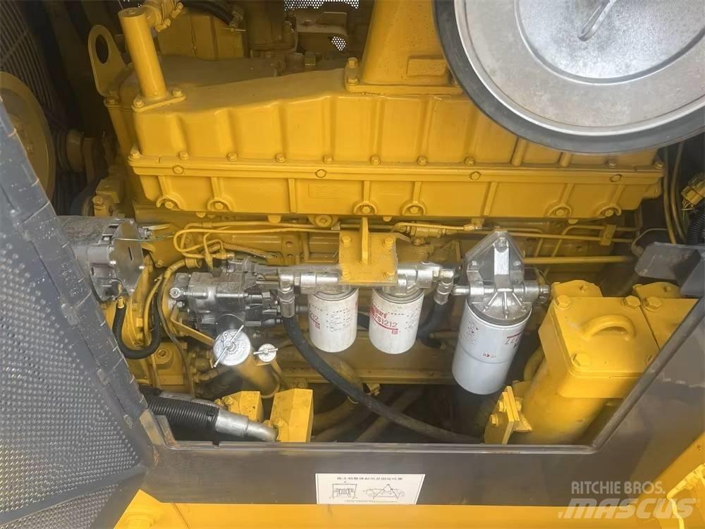 Shantui SD 32 履带式推土机
