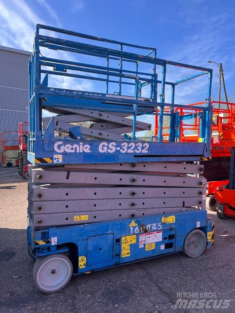 Genie GS 3232 剪叉式升降机