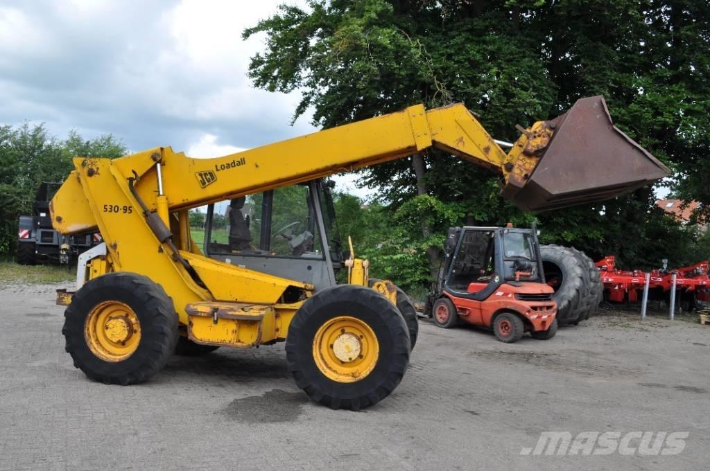 JCB 530-95 伸缩臂叉装车|叉装车