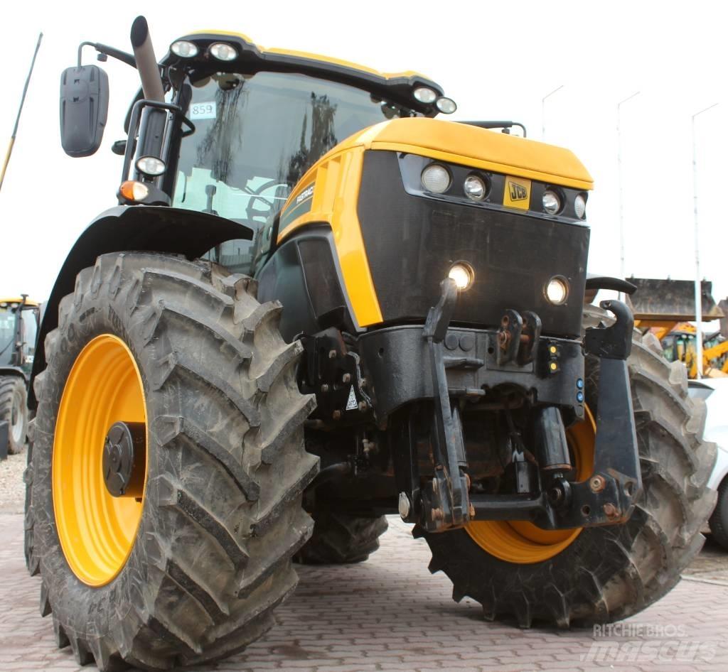 JCB Fastrac 4220 拖拉机/农用车