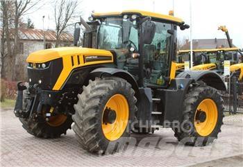 JCB Fastrac 4220 拖拉机/农用车
