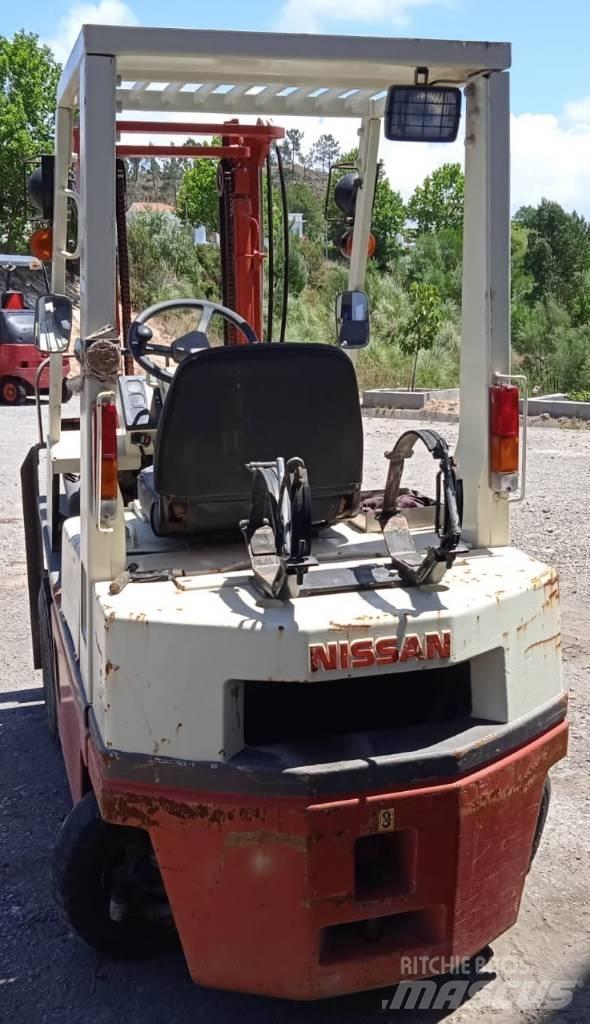 Nissan 02ZNH01A15 天然气叉车