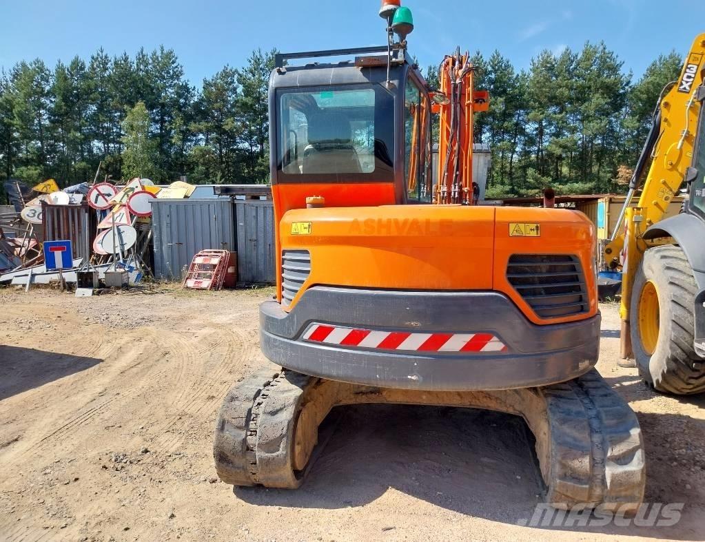 Doosan DX 85 R-3 中型挖掘机