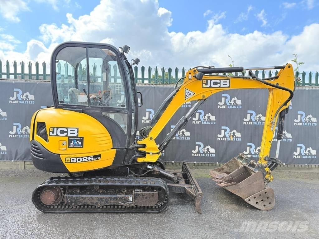 JCB 8026 CTS 小型挖掘机