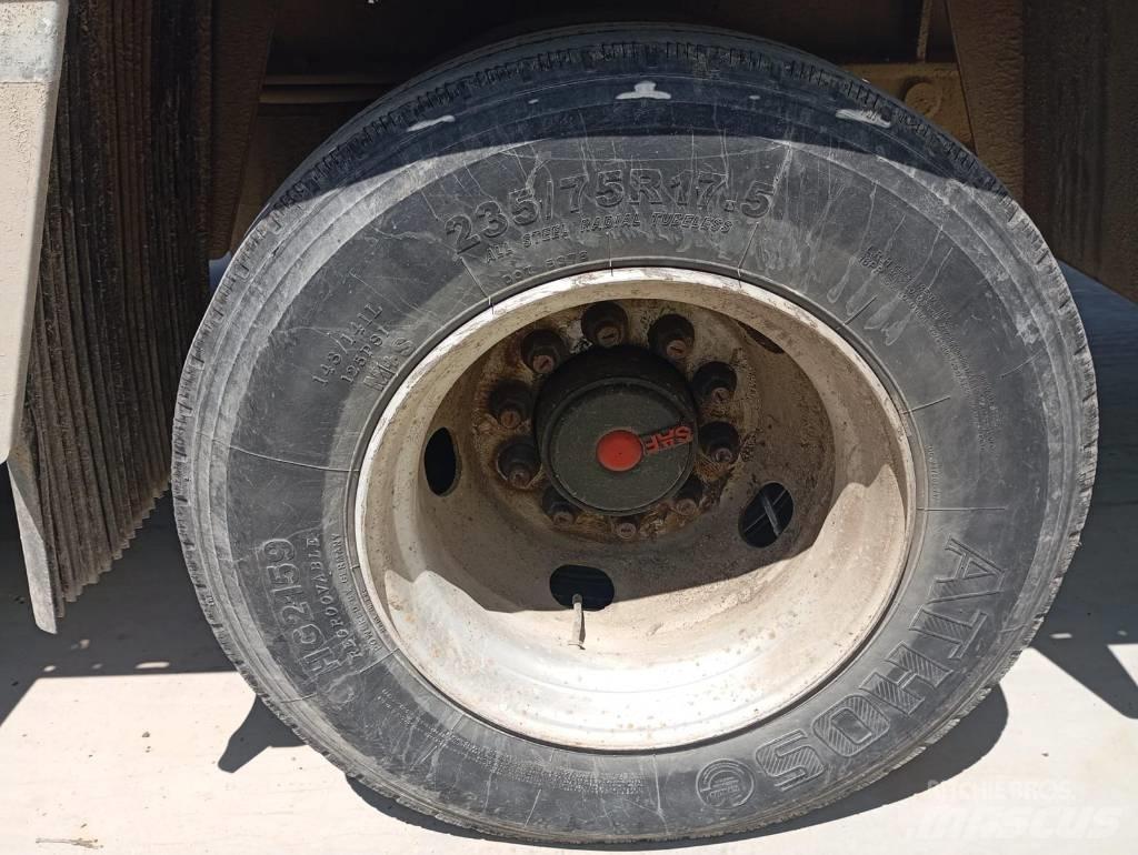 Humbaur WHD 196524 厢式拖车
