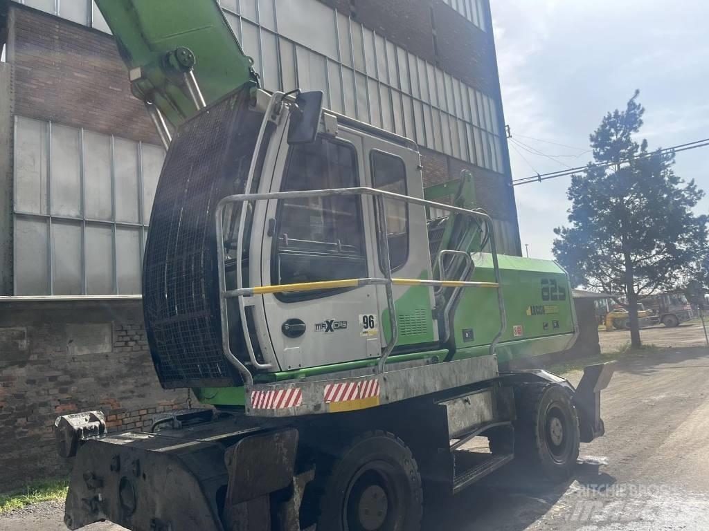 Sennebogen 825M K13 工业挖掘机