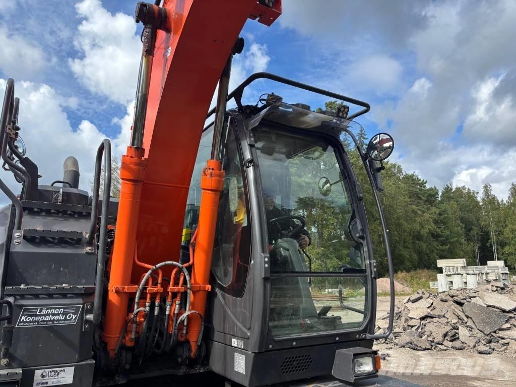 Hitachi ZX 140 W-6 轮式挖掘机
