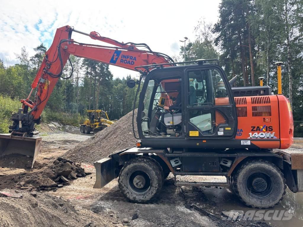 Hitachi ZX 140 W-6 轮式挖掘机