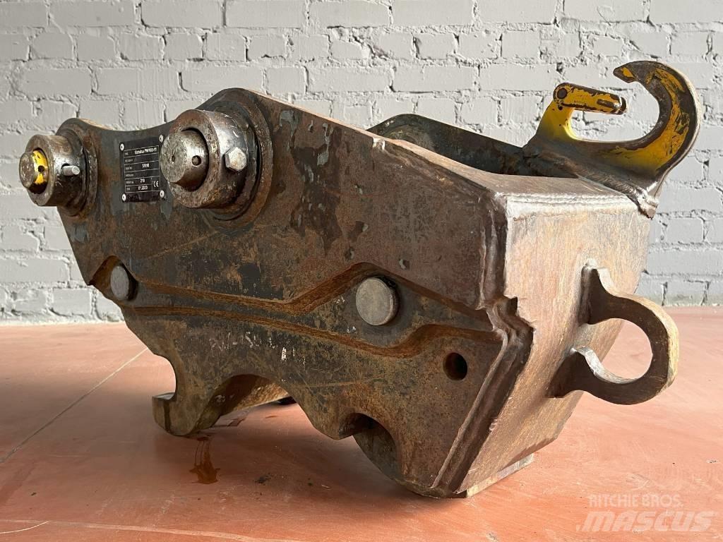 Komatsu PW160-11 快速连接器