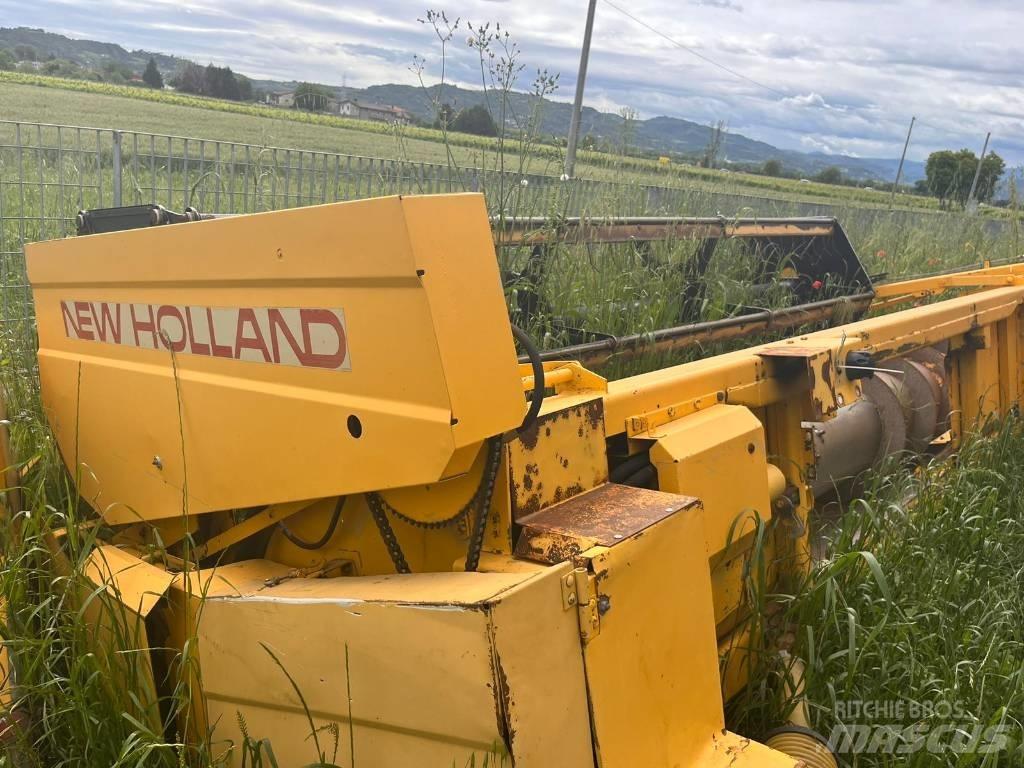 New Holland SOIA 4.4 联合收割机头