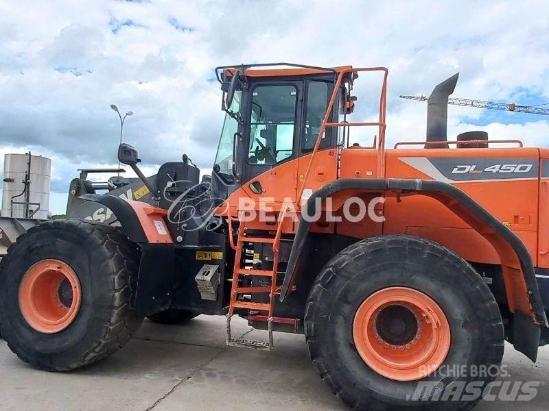 Doosan DL450 轮式装载机