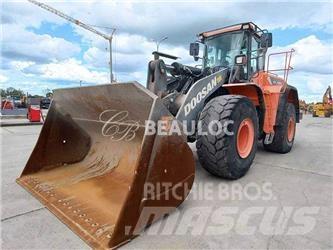 Doosan DL450 轮式装载机