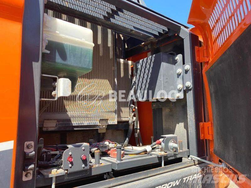 Doosan DX300LC 履带挖掘机