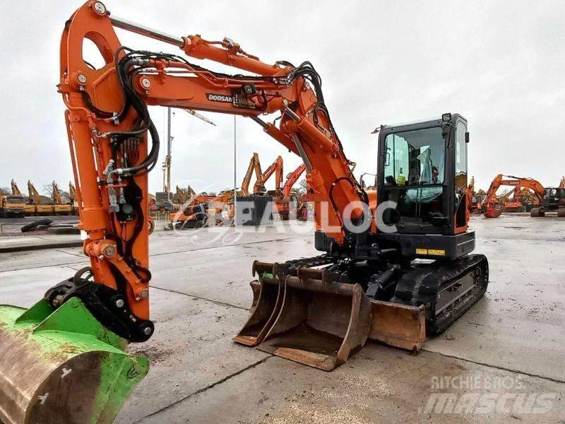 Doosan DX85R 履带挖掘机