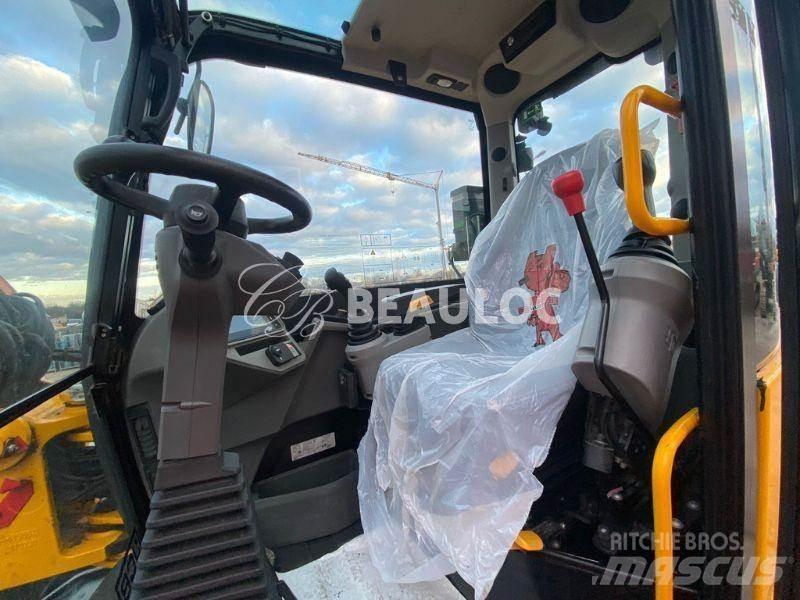 JCB HD 110 WT 轮式挖掘机