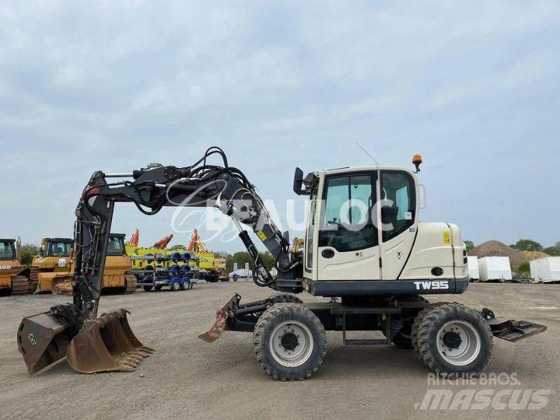 Terex TW95 轮式挖掘机