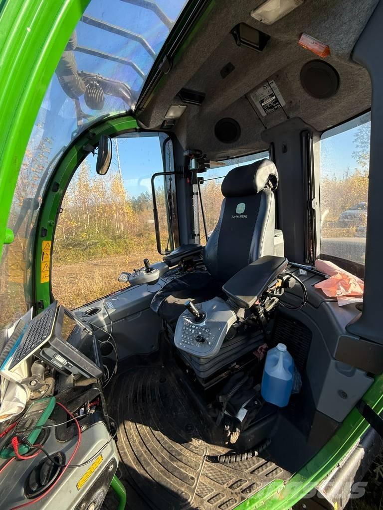 John Deere 1070 E 收割机