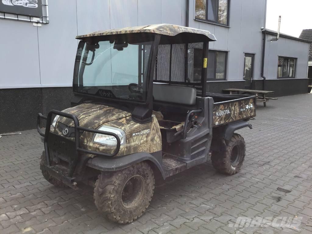 Kubota RTV 900 高尔夫球车