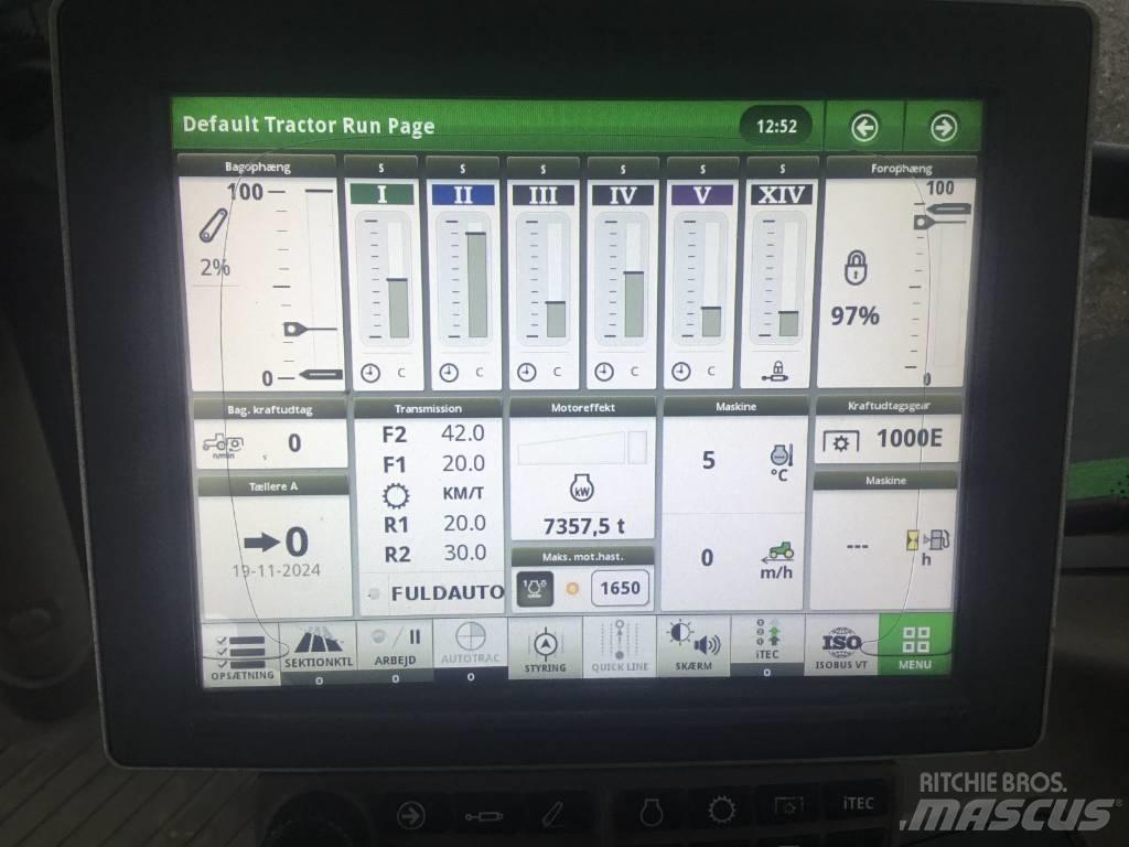 John Deere 6215 R 拖拉机/农用车