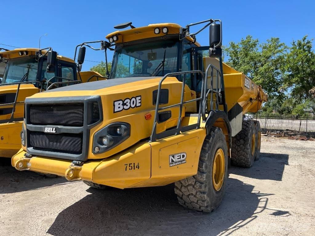 Bell B30E 铰接式自卸车