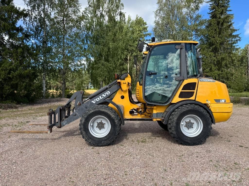 Volvo L 20 F 轮式装载机