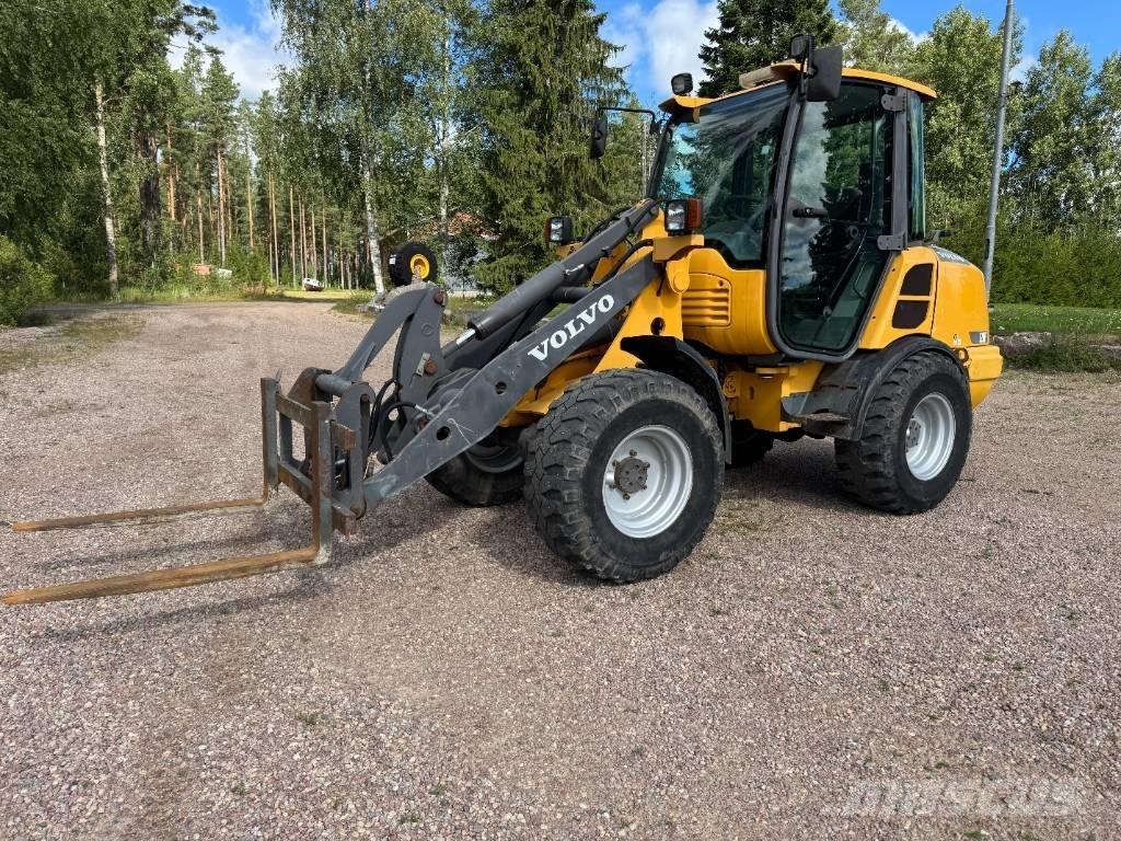 Volvo L 20 F 轮式装载机