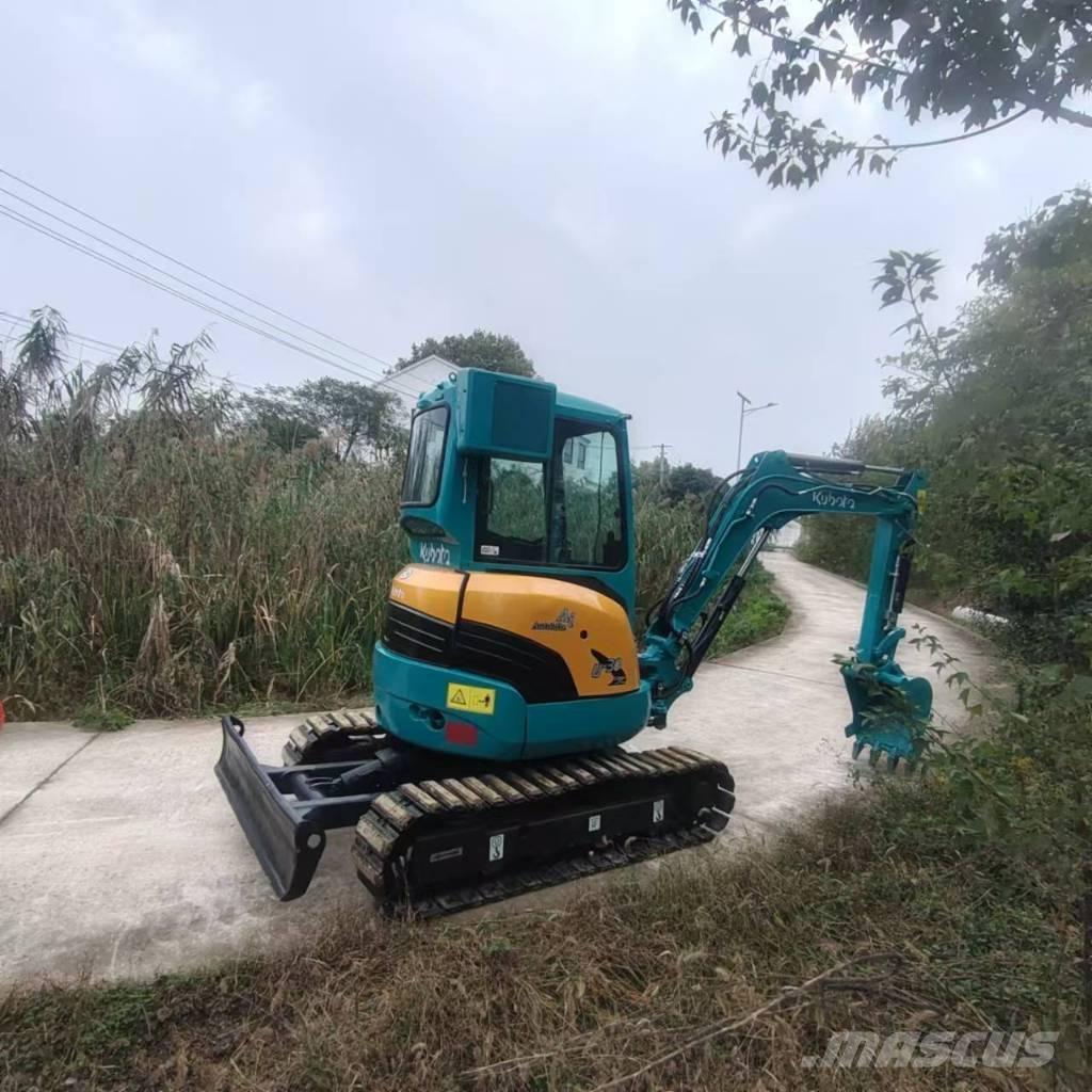 Kubota 30 小型挖掘机