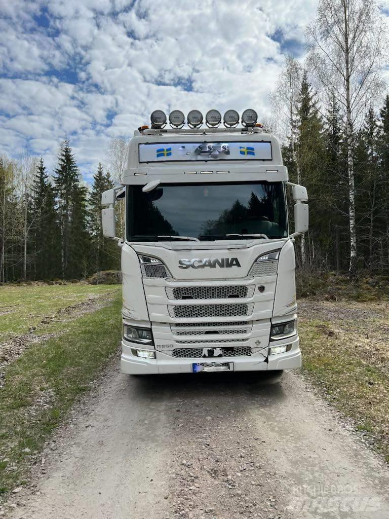 Scania R 650 木材运输车