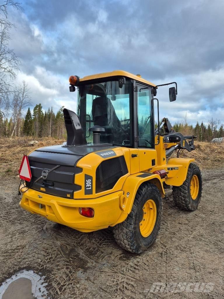 Volvo L 30 G 轮式装载机