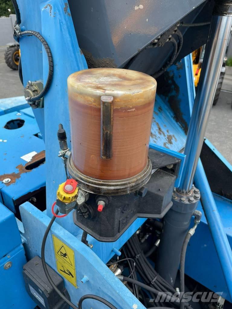 Terex FUCHS 320 轮式挖掘机