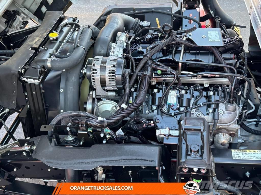 Isuzu NPR HD 厢式货车