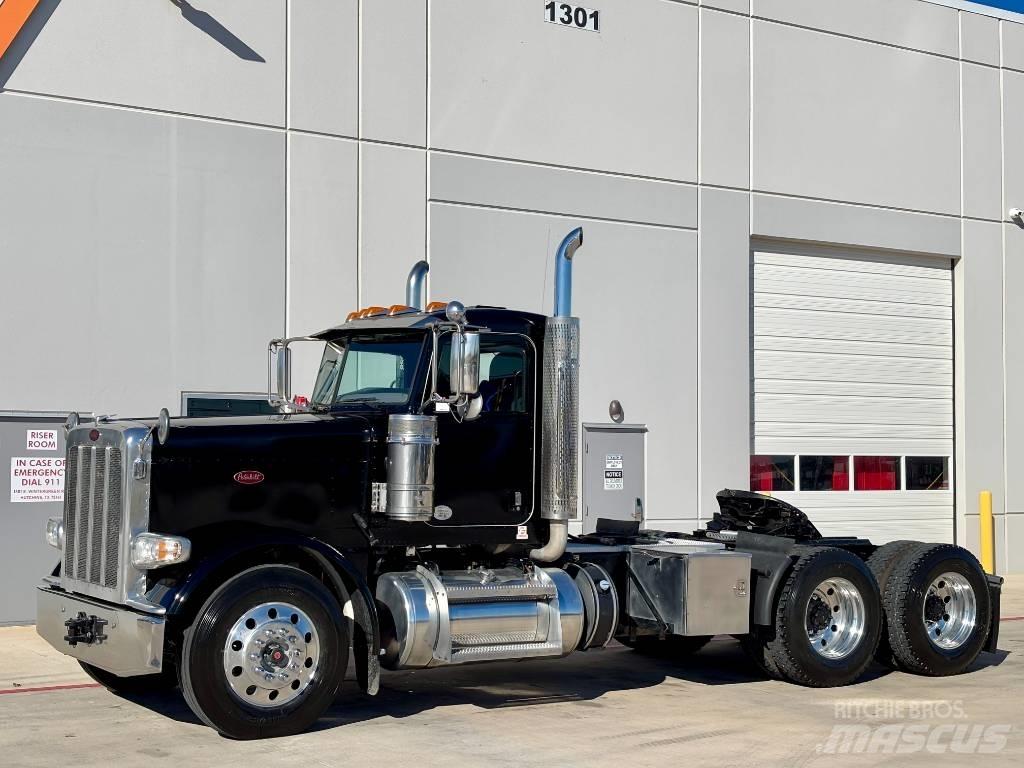 Peterbilt 389 牵引车
