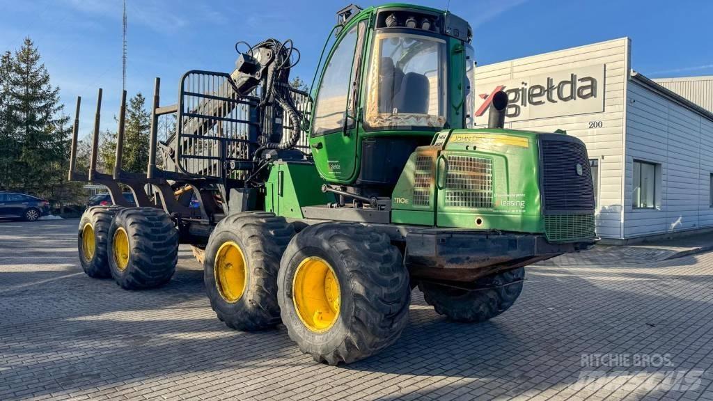 John Deere 1110 E 集运机