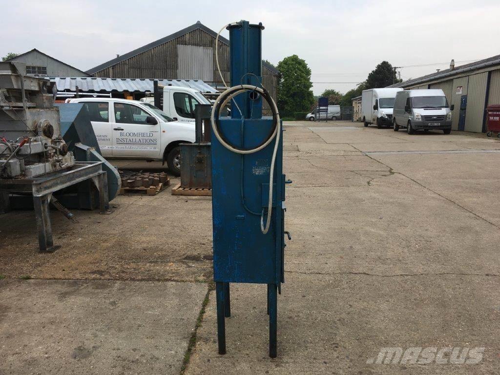  BAG COMPACTOR 农业机械-其他