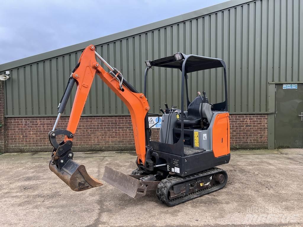 Bobcat E17 小型挖掘机