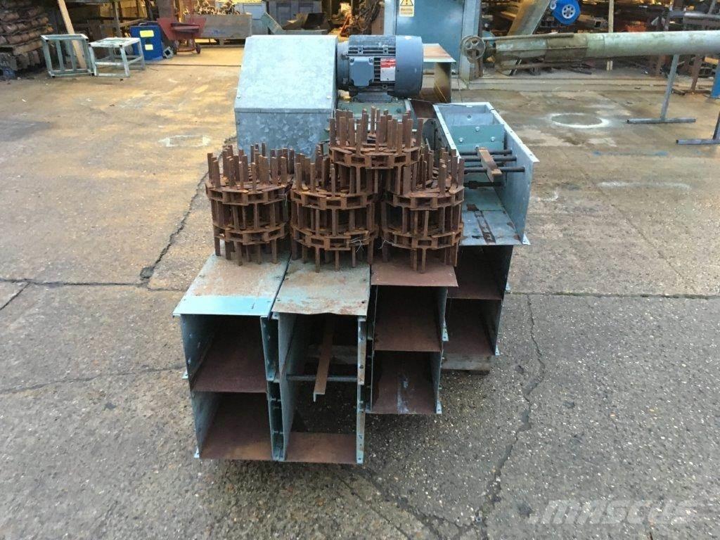  Carier C8 F&R 农业机械-其他