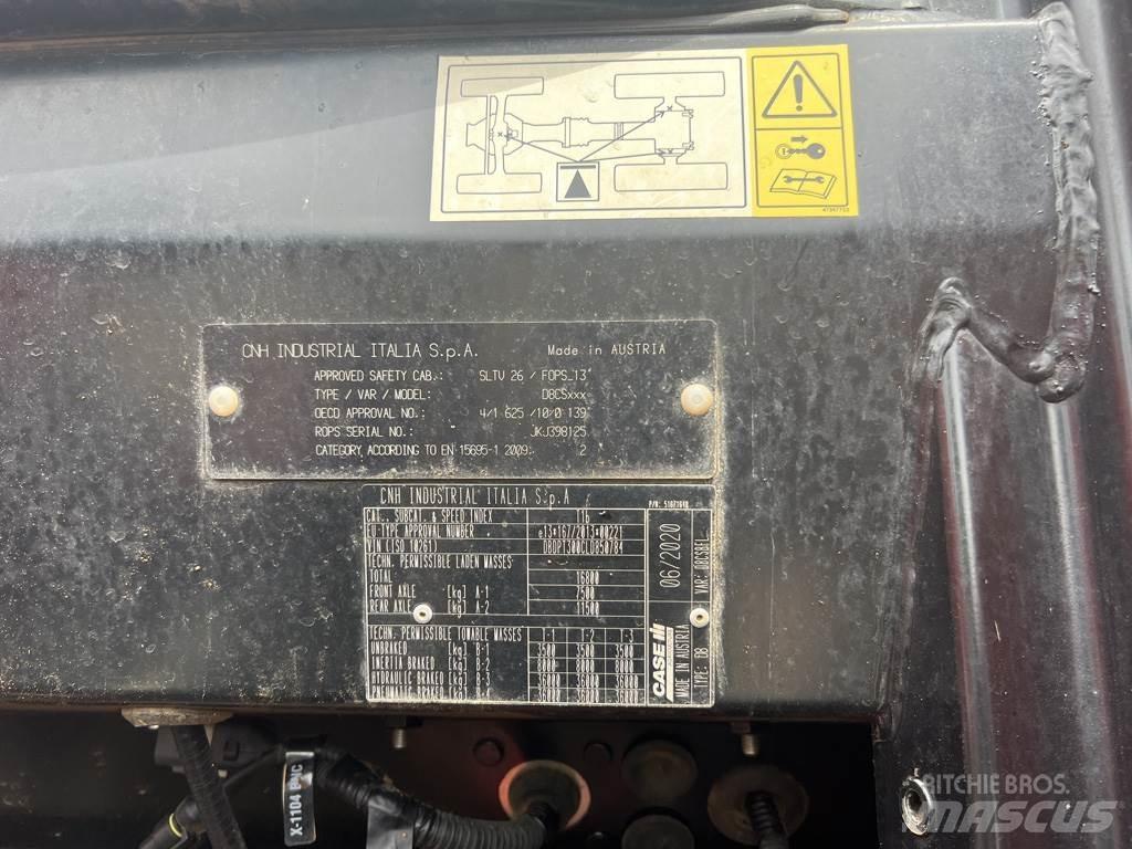 Case IH OPTUM 300 拖拉机/农用车