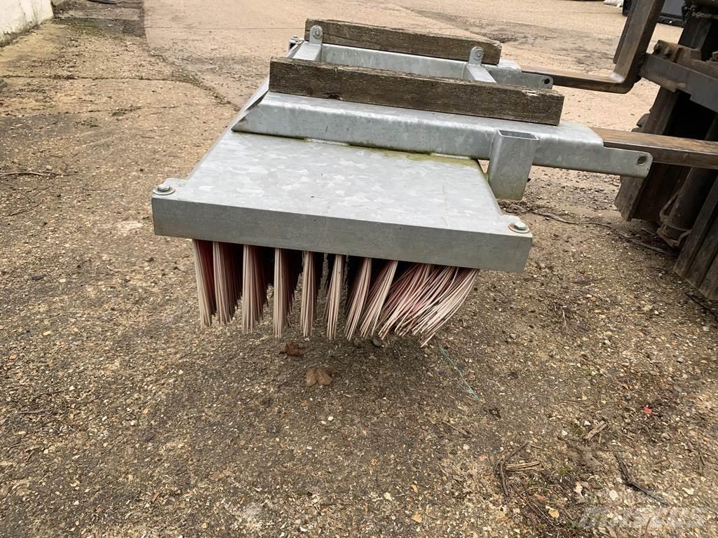Jacobsen 6FT YARD 农业机械-其他