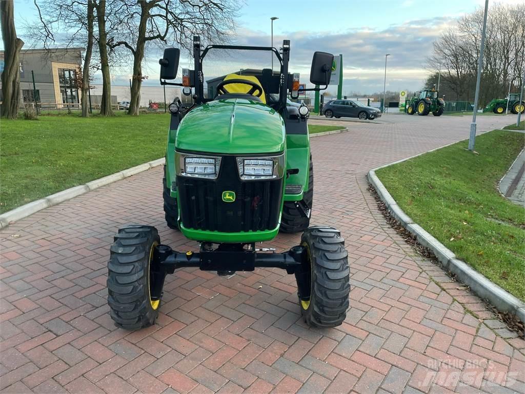 John Deere 2038R 小型拖拉机