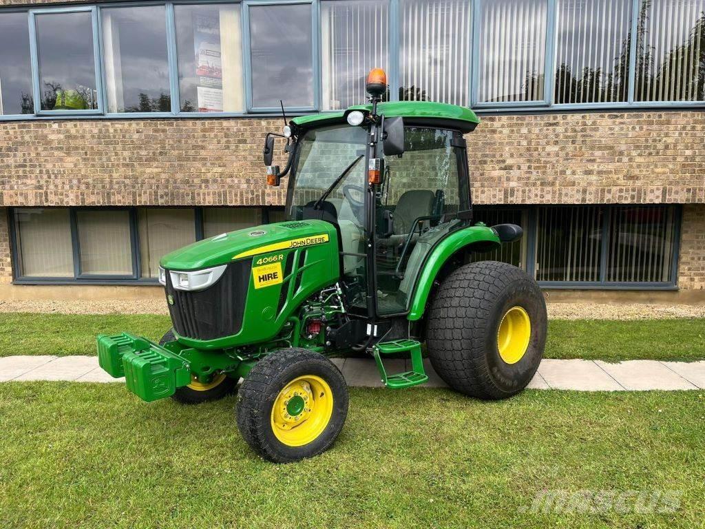 John Deere 4066R 小型拖拉机