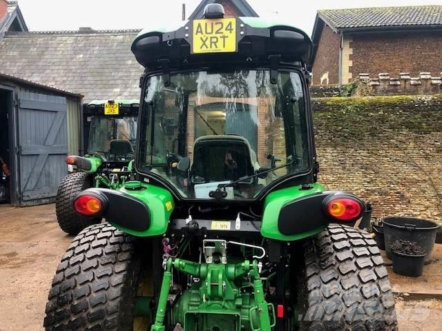 John Deere 4066R 小型拖拉机