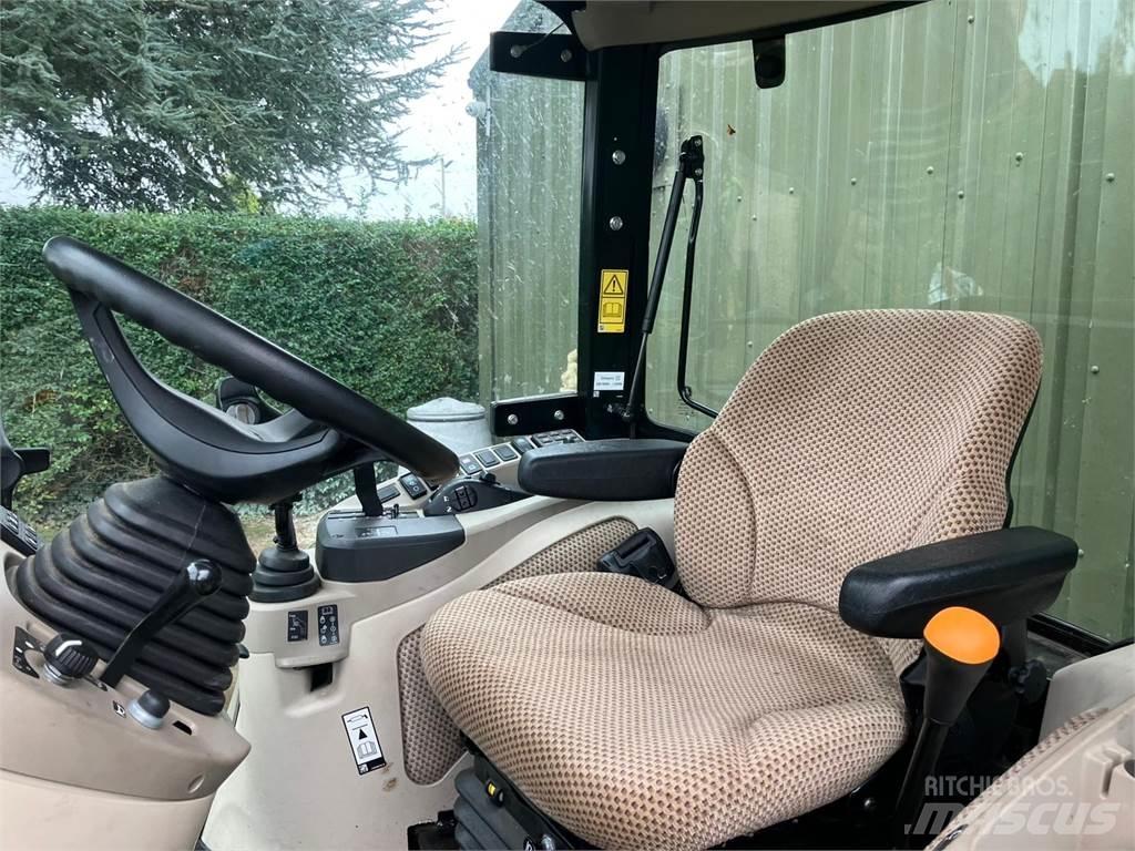 John Deere 4066R 小型拖拉机