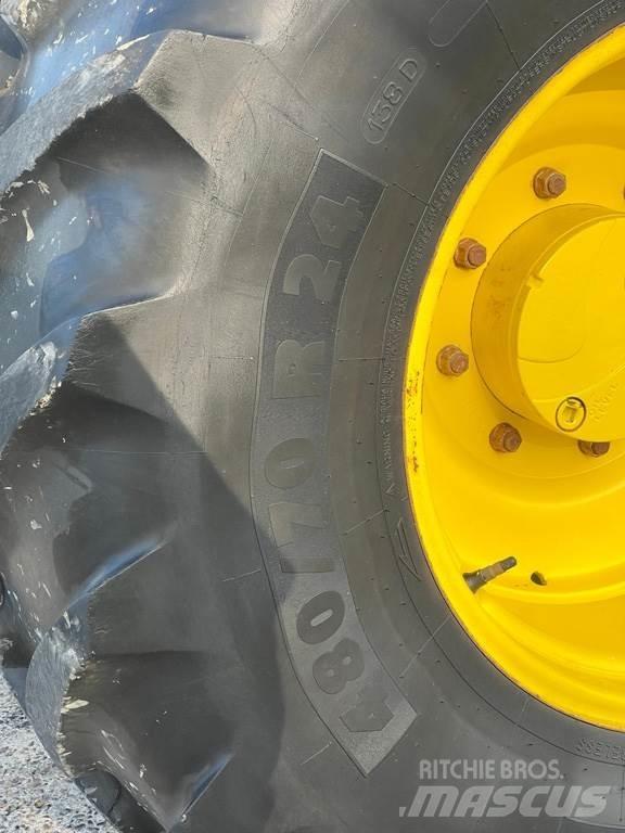 John Deere 6120R 拖拉机/农用车