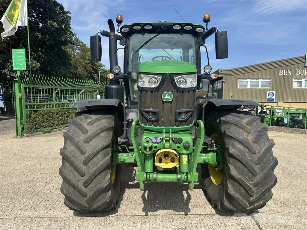 John Deere 6215R 拖拉机/农用车