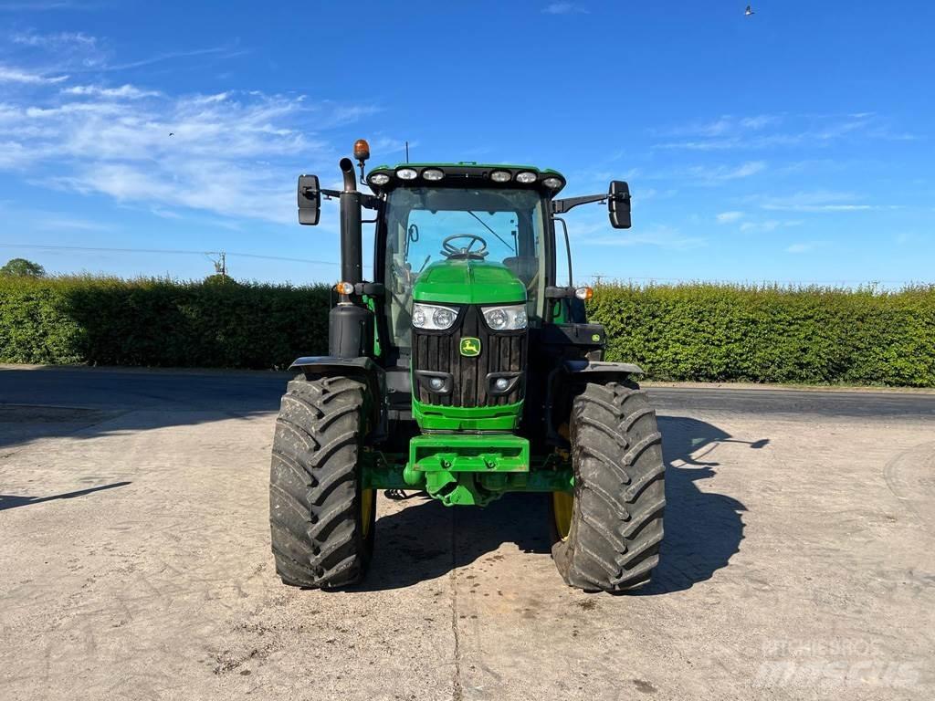 John Deere 6R215 拖拉机/农用车