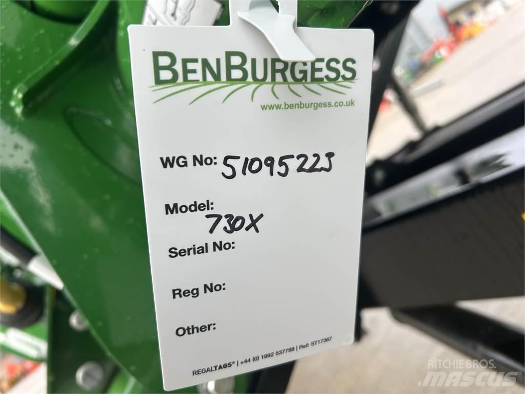 John Deere 730X 联合收割机