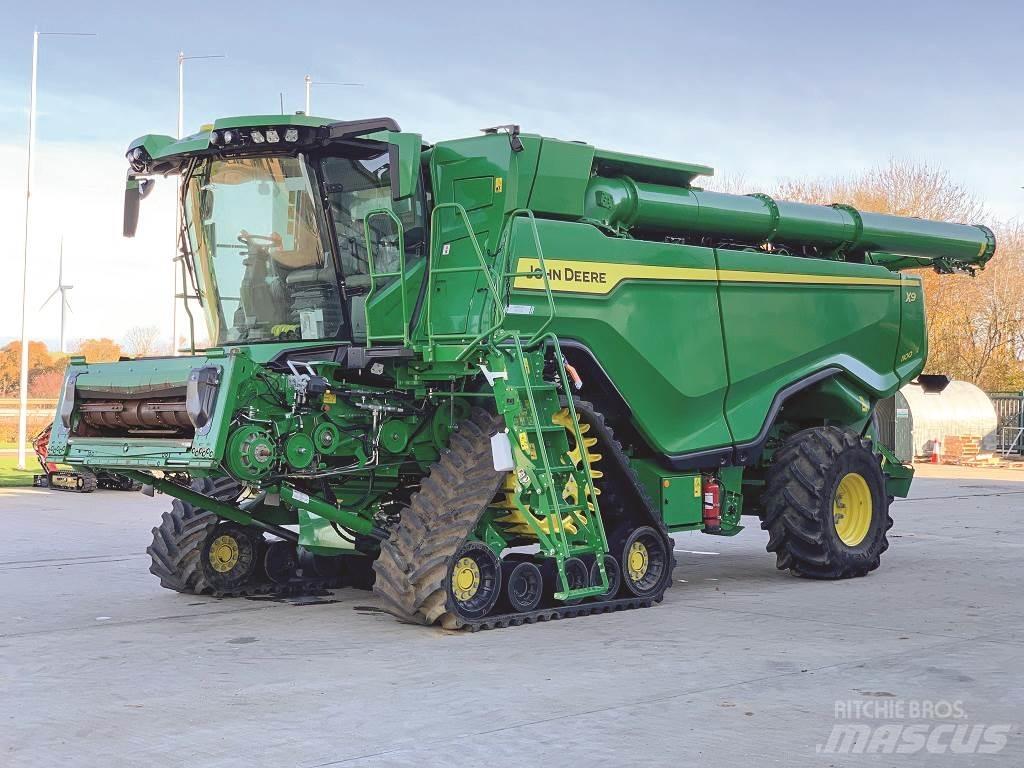 John Deere X91100 联合收割机