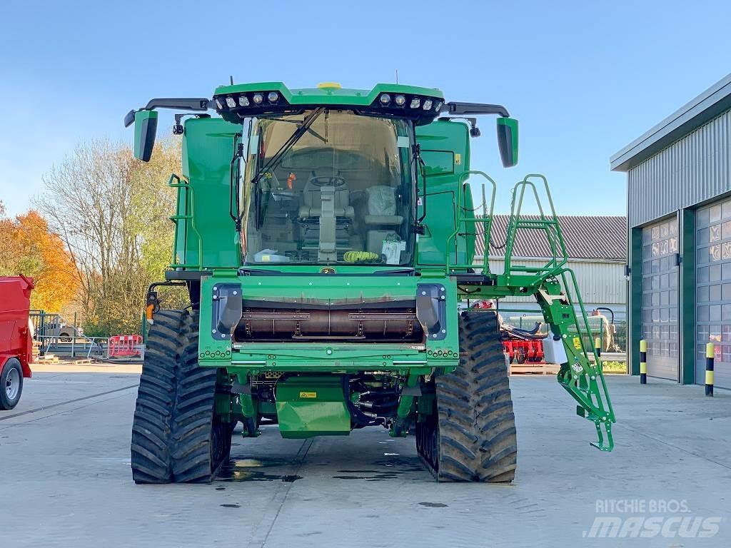 John Deere X91100 联合收割机